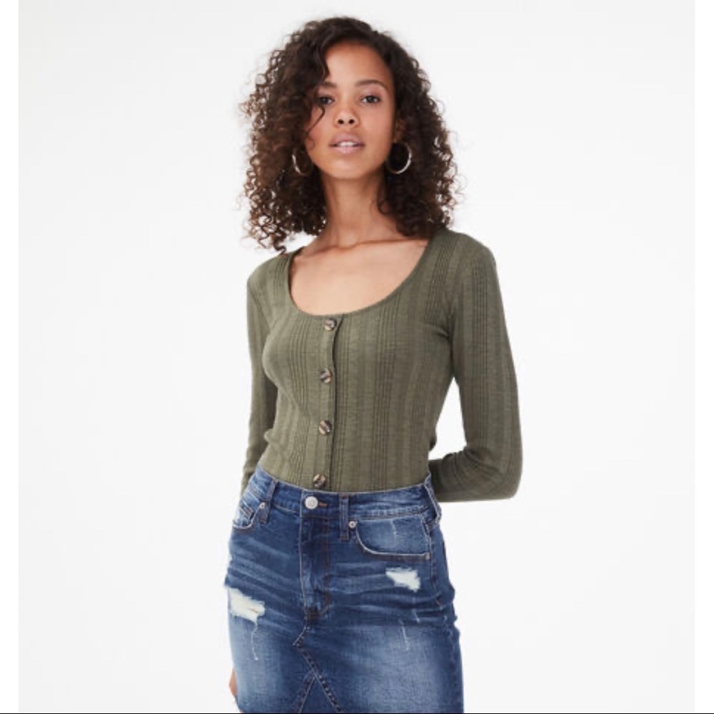 💕 Buttoned Long Sleeve